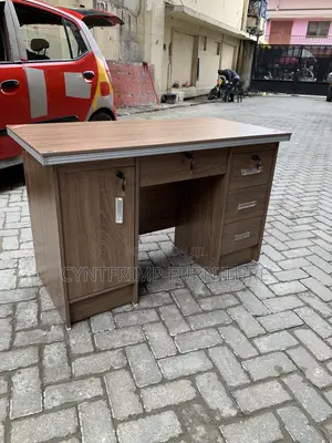 3-Drawer Executive Office Desk