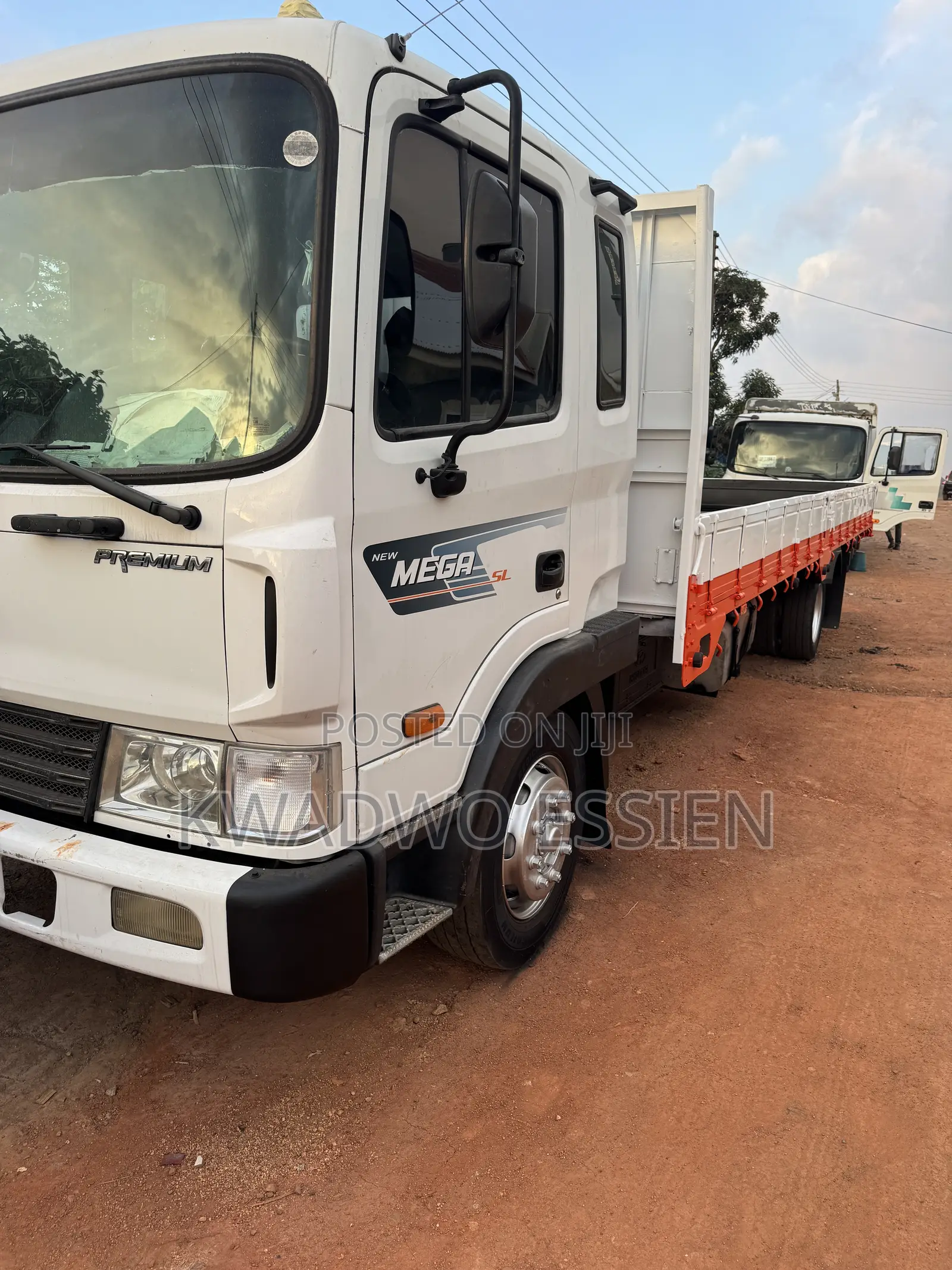 Hyundai Truck 8 Holes