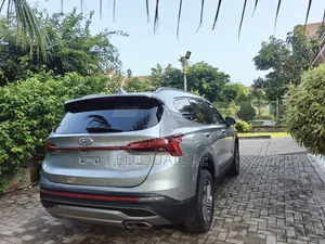 Hyundai Santa Fe SEL 2023 Silver