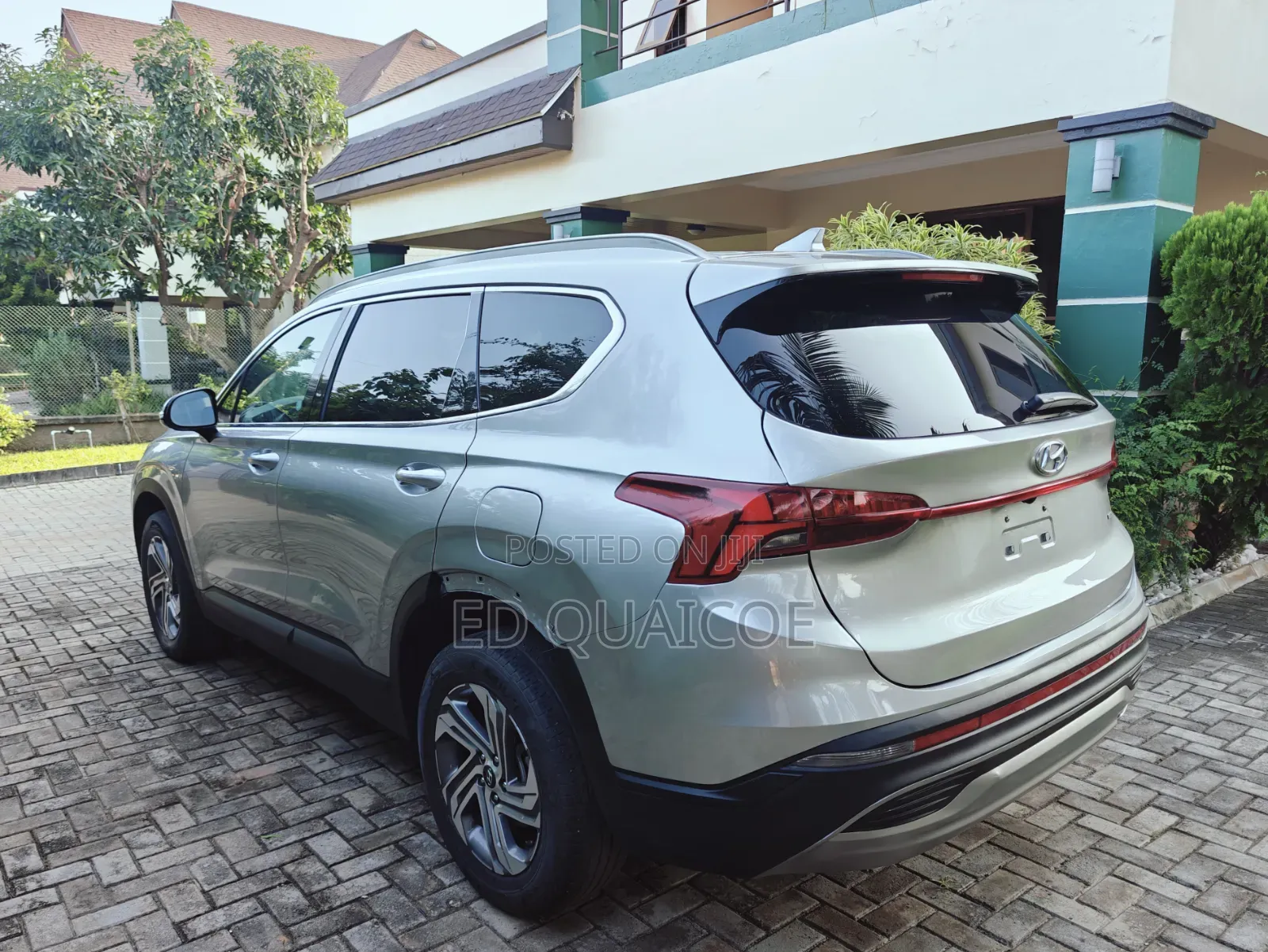 Hyundai Santa Fe SEL 2023 Silver
