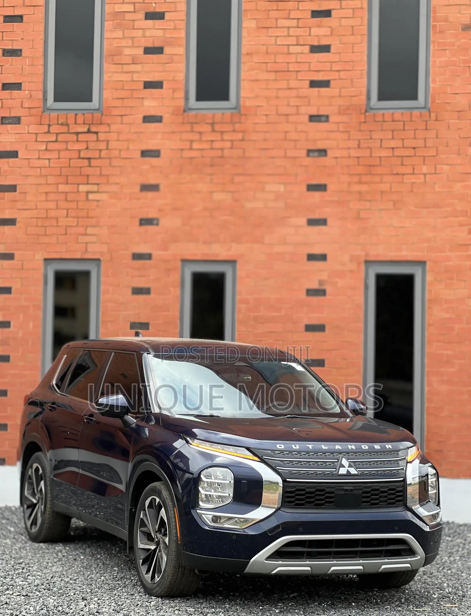 Mitsubishi Outlander SE 2022 Blue