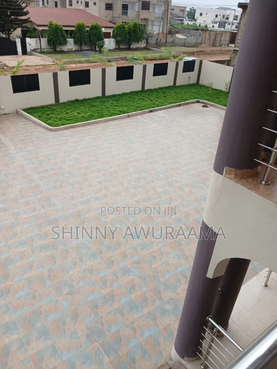 5bdrm House in School Junction for rent