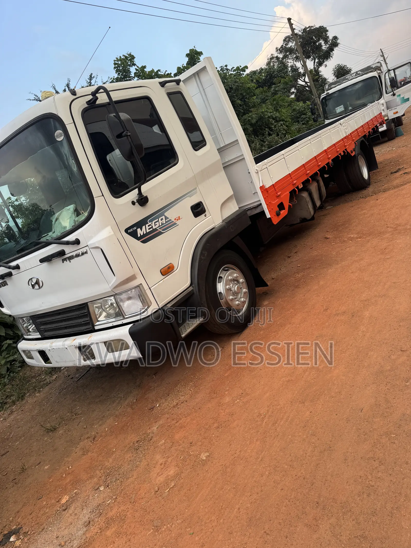Hyundai Truck 8 Holes