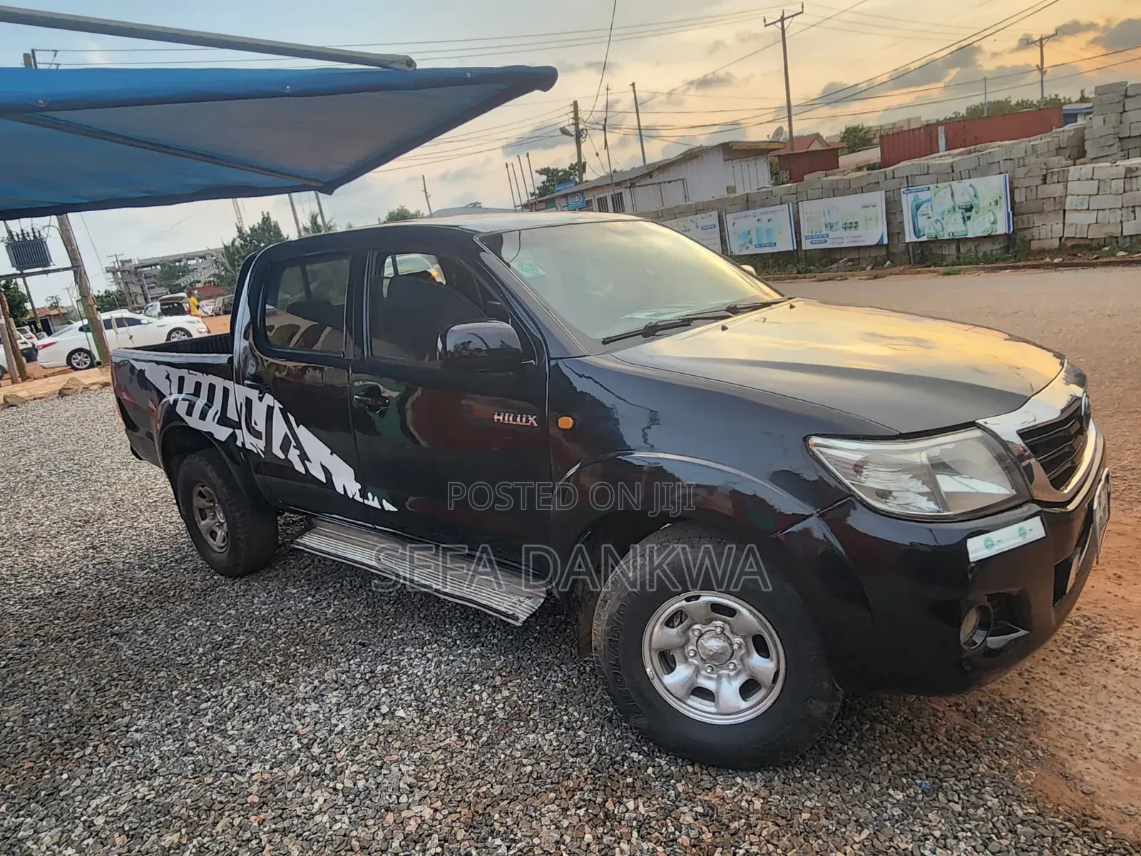 Toyota Hilux 2010 Black