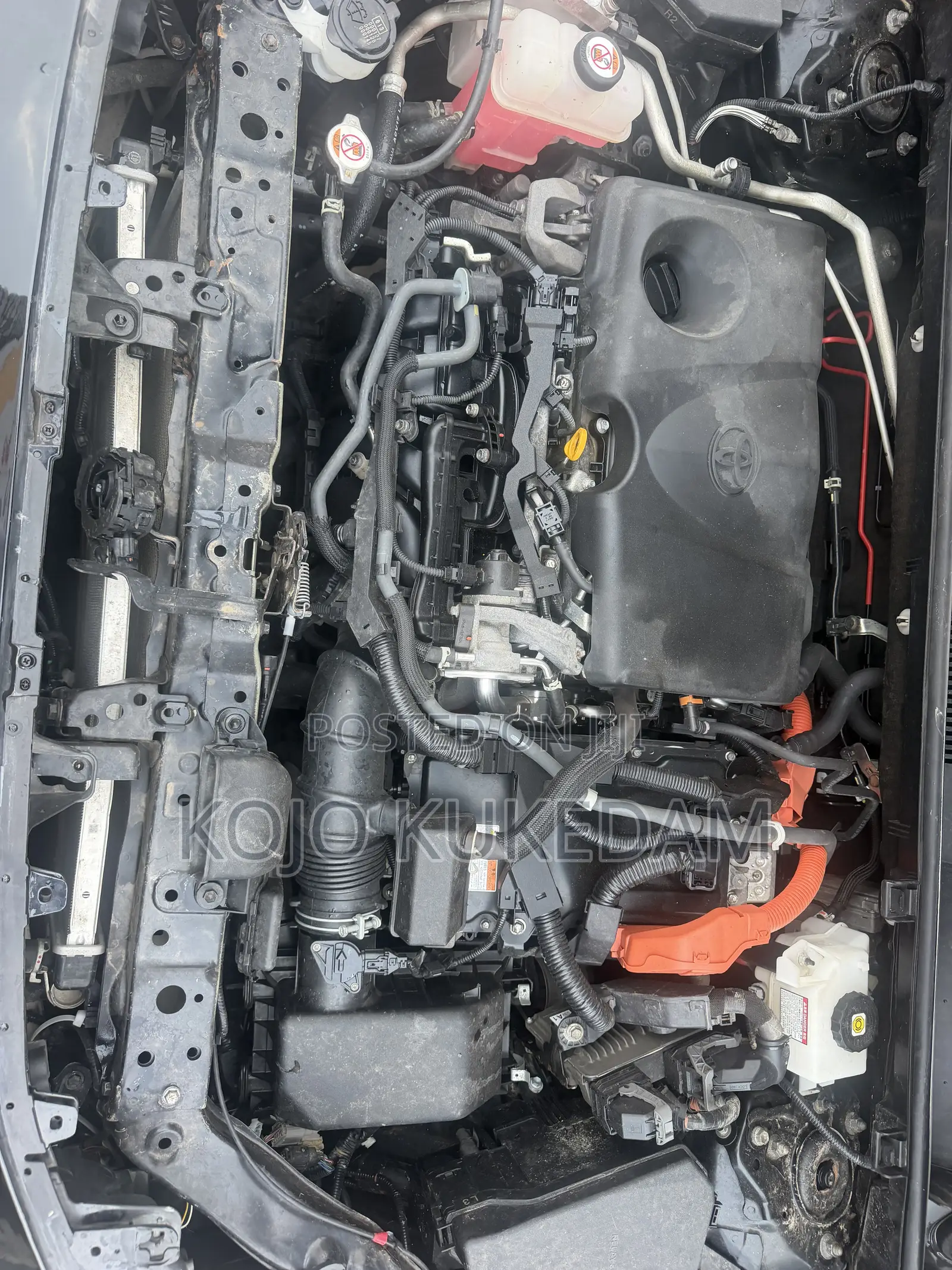Toyota RAV4 XLE 2021 Black
