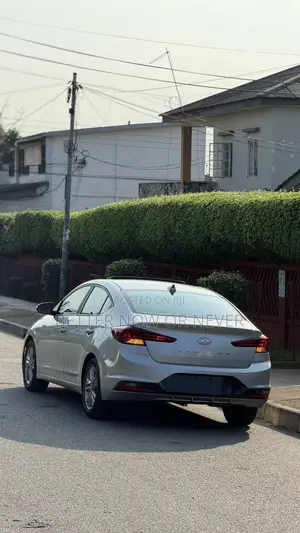 Hyundai Elantra SEL 2020 Silver