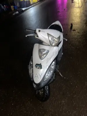 Kymco 2018 White