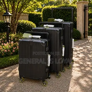 3 Set Solid Traveling Luggage