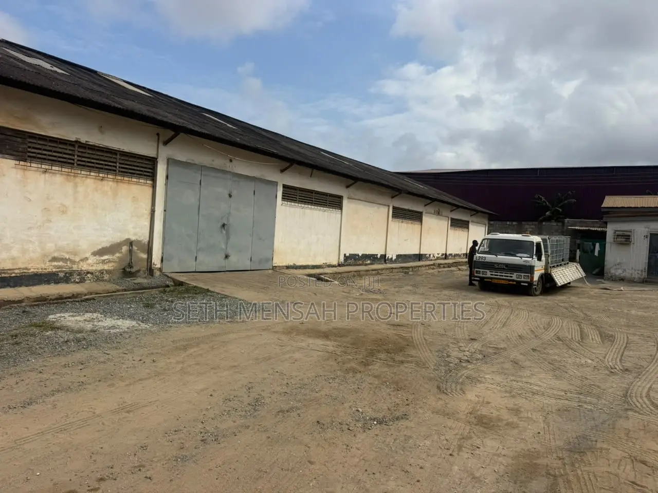1350 Warehouses for Rent at Achimota Mile7