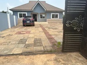 3bdrm House in Katamanso, Accra Metropolitan for sale