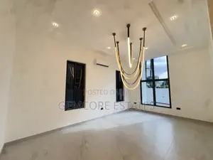 3bdrm House in West Trasacco, School Junction for sale