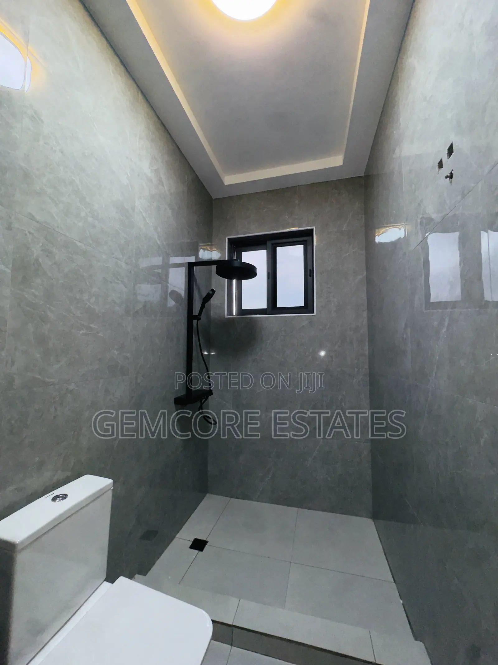 3bdrm House in West Trasacco, School Junction for sale
