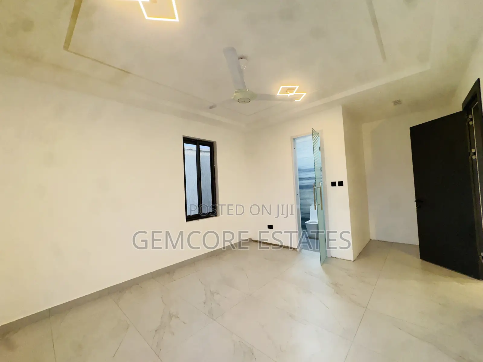 3bdrm House in West Trasacco, School Junction for sale