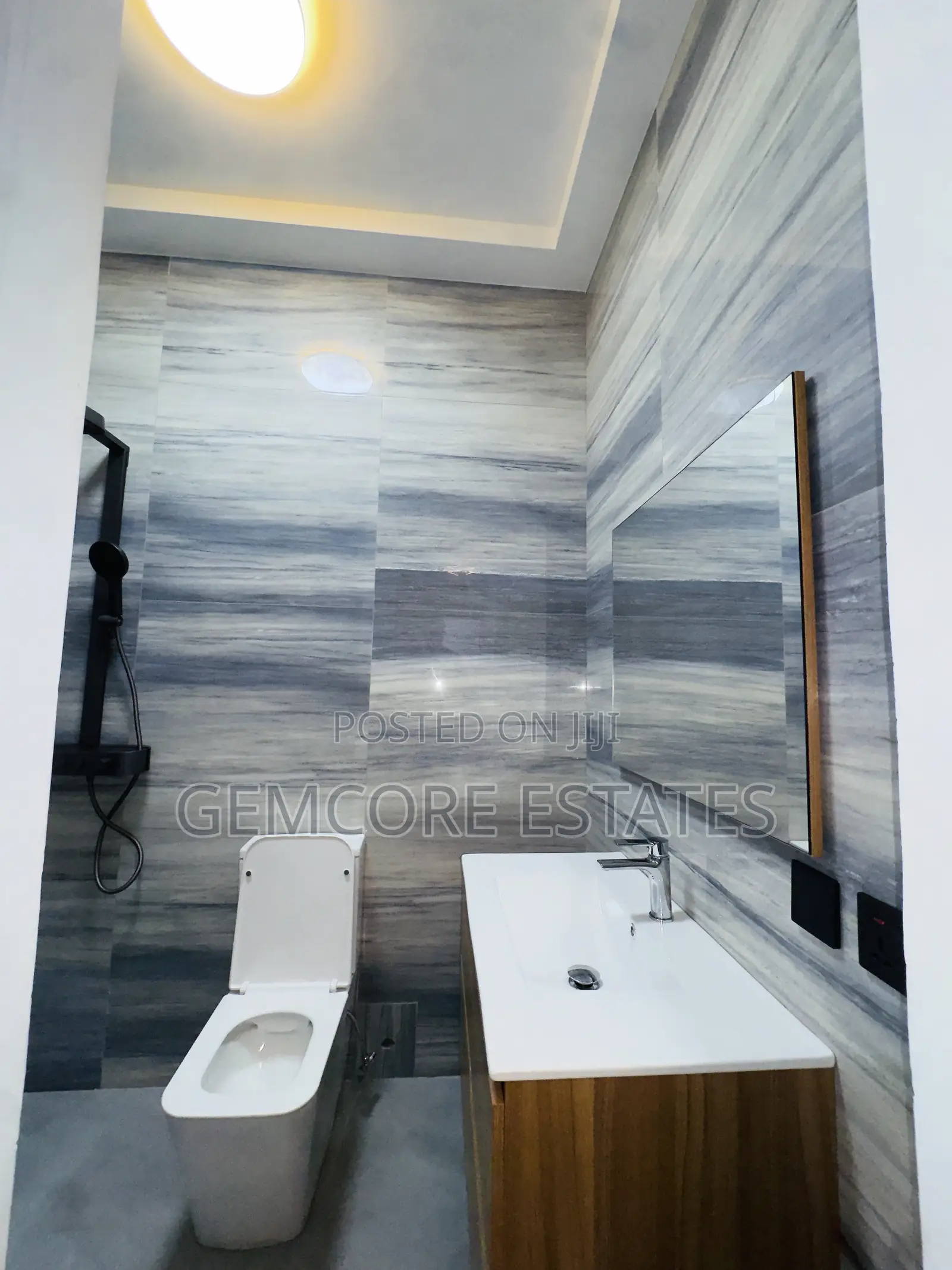 3bdrm House in West Trasacco, School Junction for sale