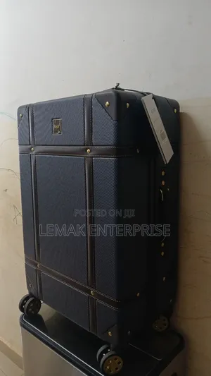 Rock Luggage Vintage Hard Shell Traveling Suitcase
