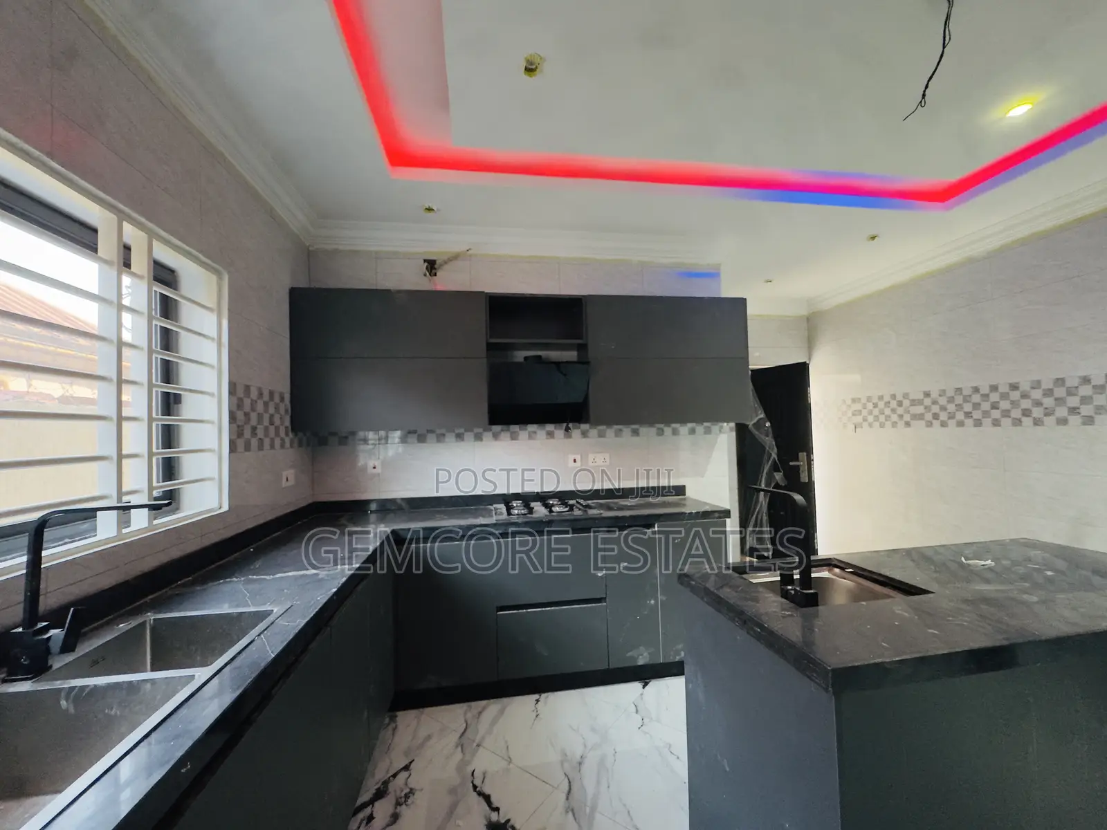 5bdrm House in East Legon Hills, Ashaley Botwe for sale