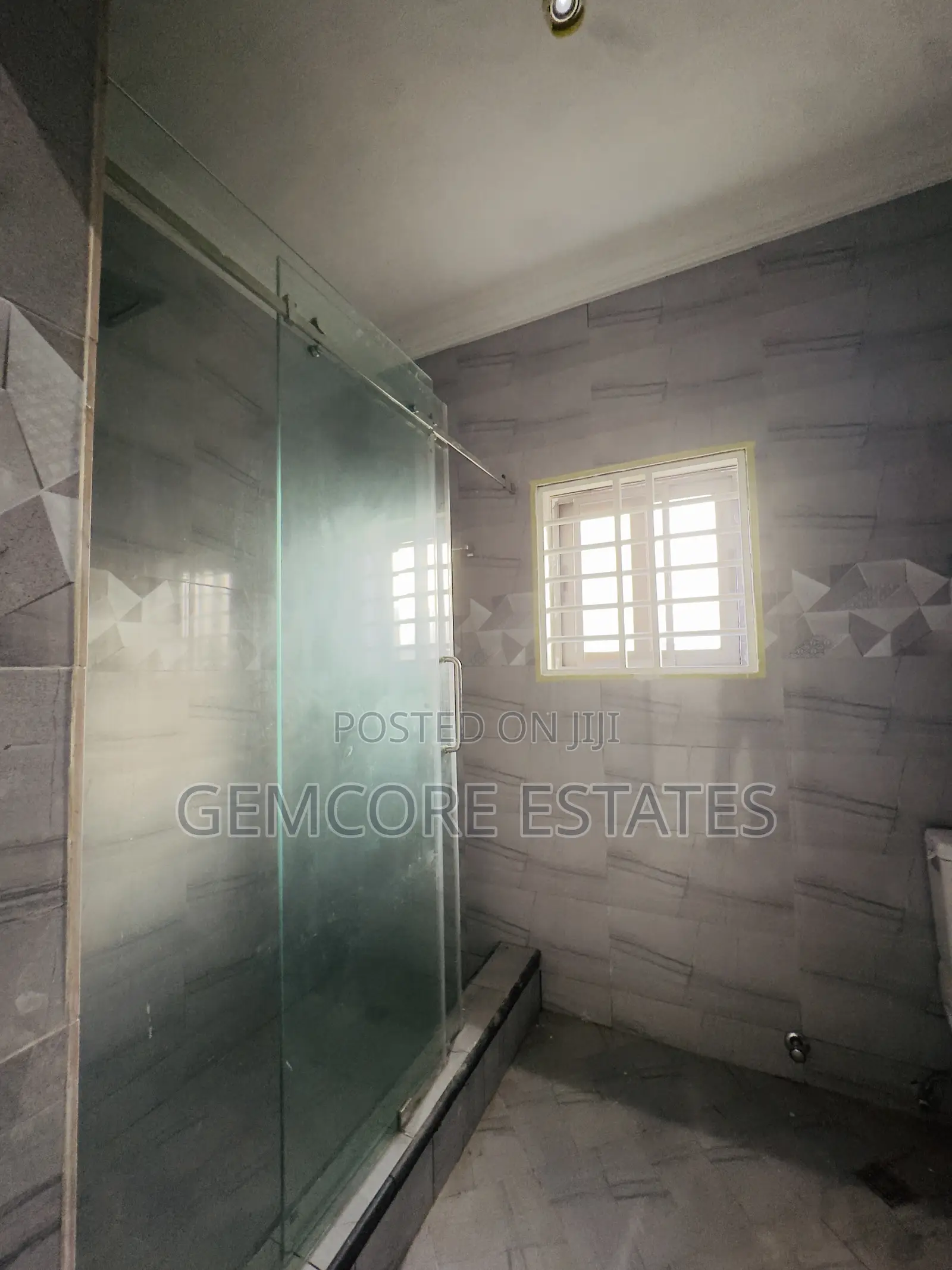 5bdrm House in East Legon Hills, Ashaley Botwe for sale