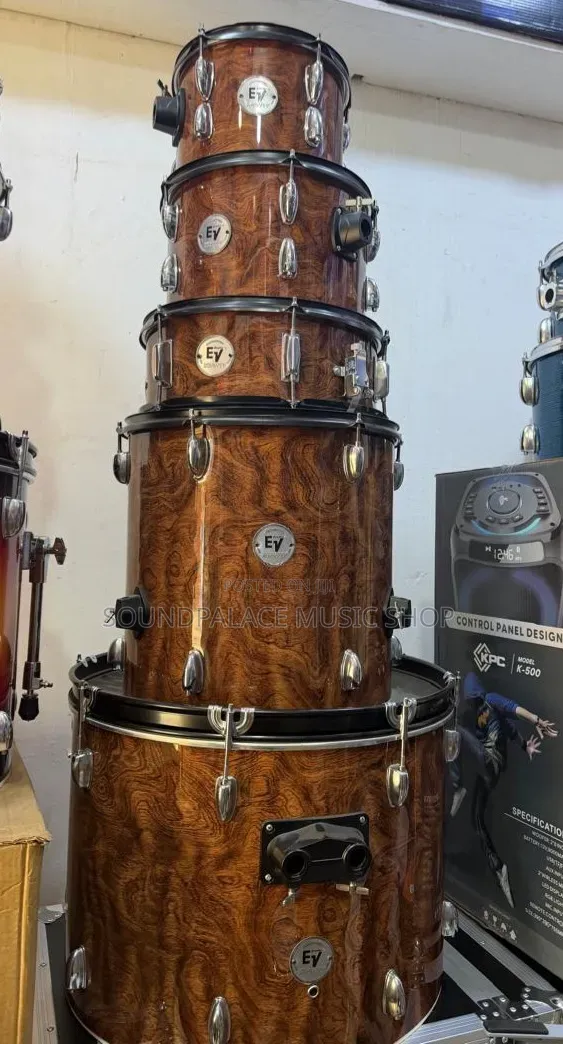 Ev (Electro-Voice) Acoustic 5-Piece Drumset