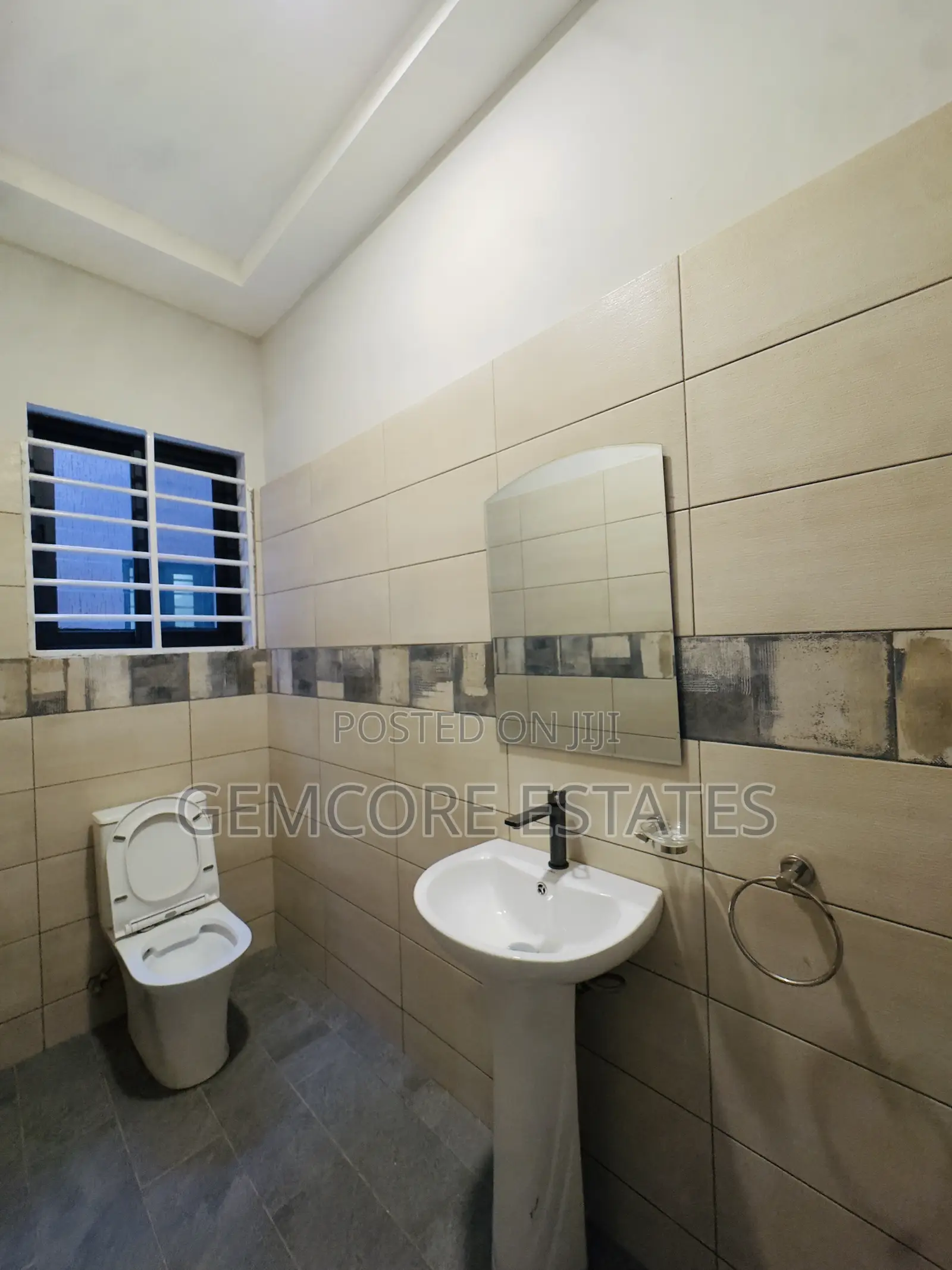 3bdrm House in Oyarifa for rent