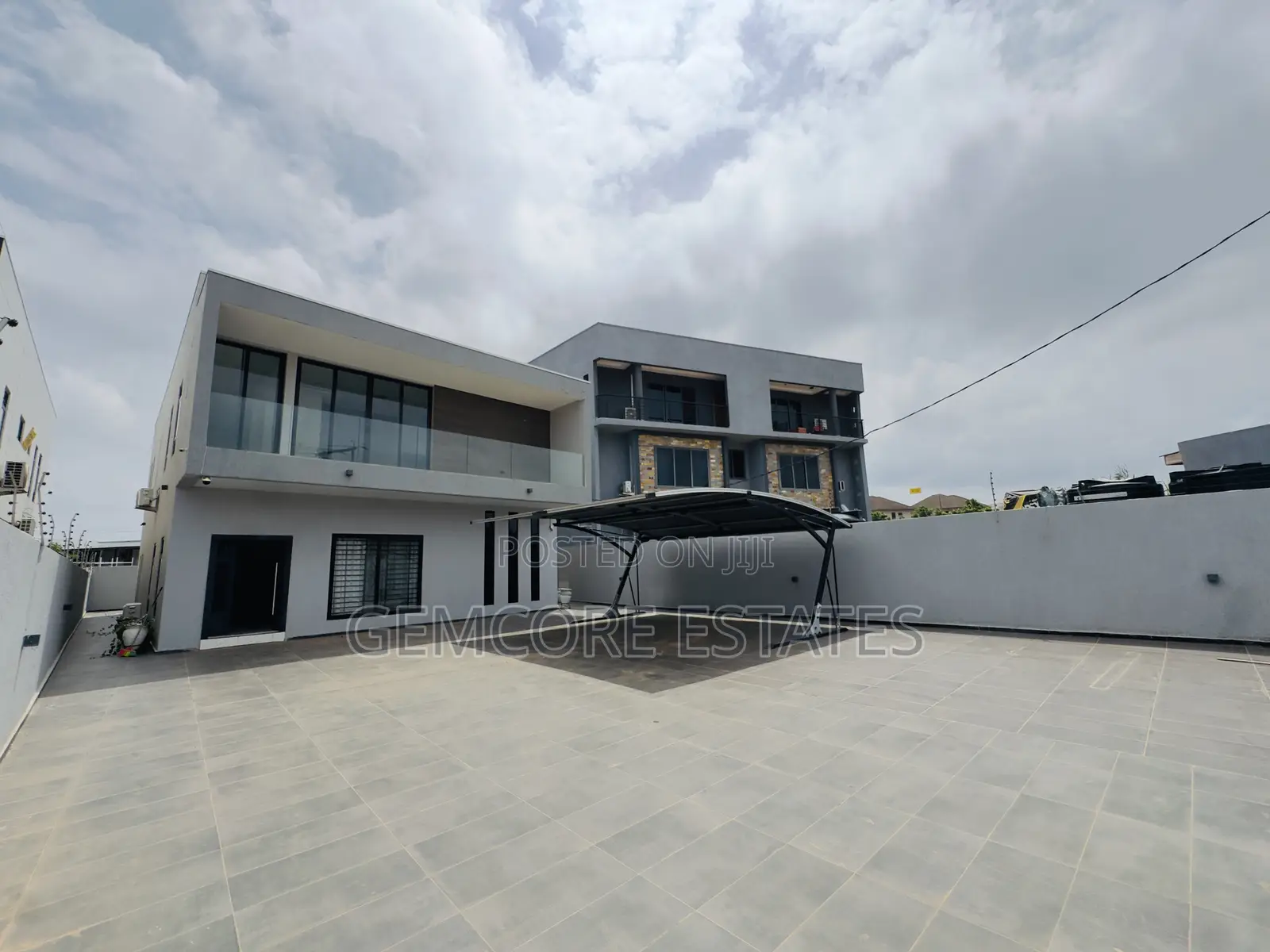 4bdrm House in East Legon Hills, Ashaley Botwe for sale
