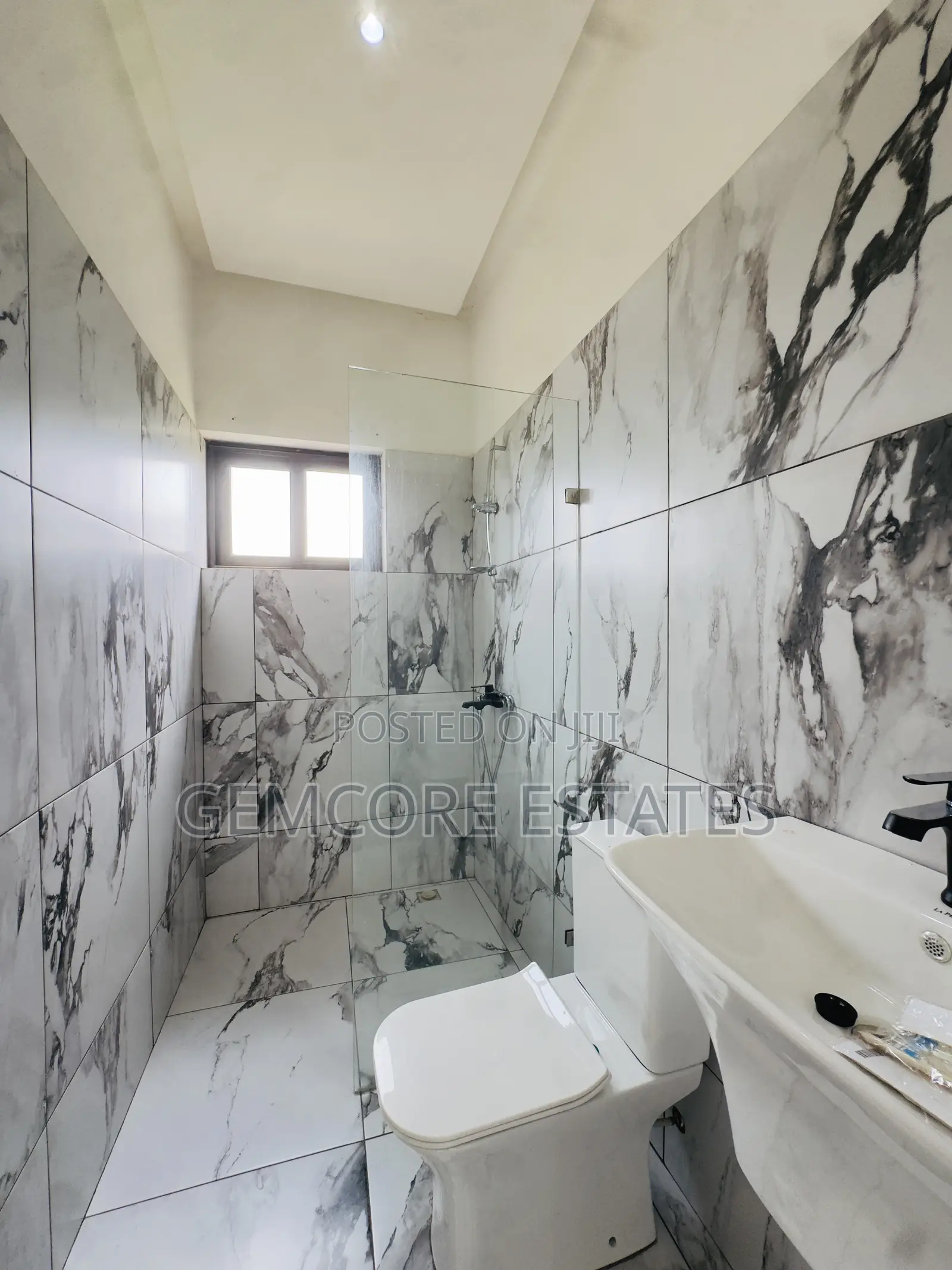 4bdrm House in East Legon Hills, Ashaley Botwe for sale