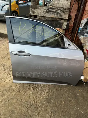 Honda Civic 2016 2017 2018 2019 2020 2021 Front Right Door Available