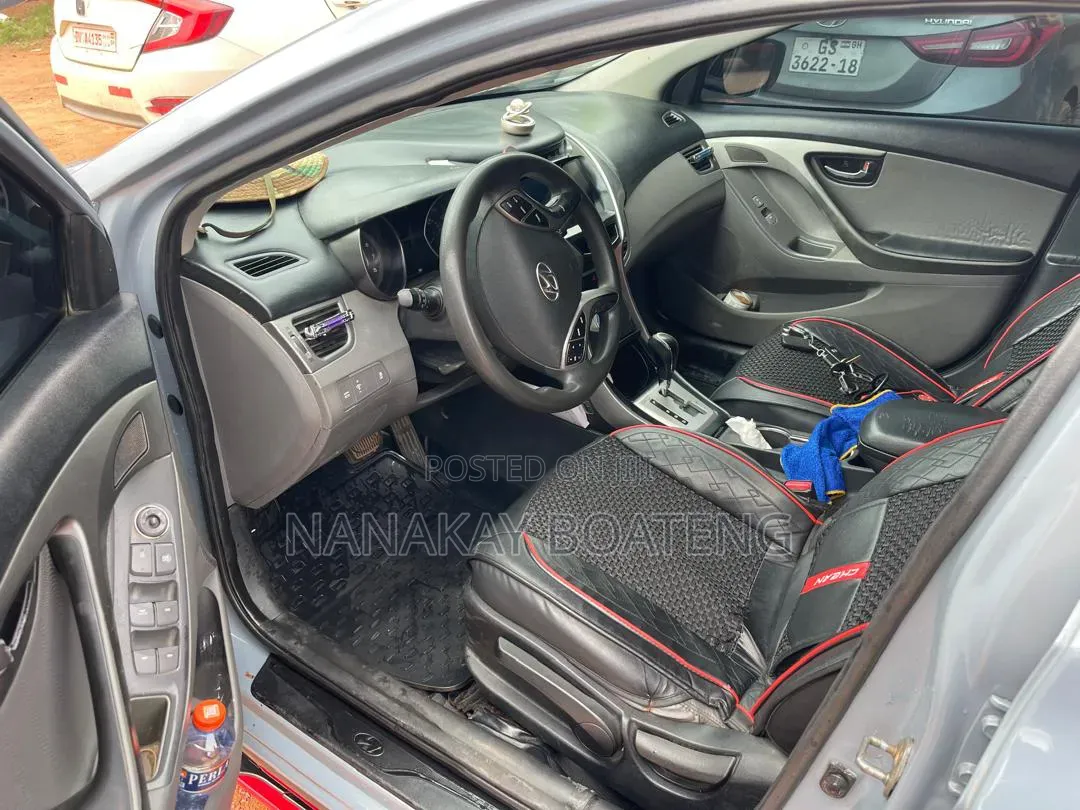 Hyundai Elantra Limited 4dr Sedan (1.8L 4cyl 6A) 2014 Gray