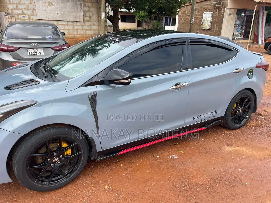 Hyundai Elantra Limited 4dr Sedan (1.8L 4cyl 6A) 2014 Gray