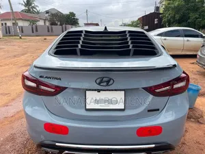 Hyundai Elantra Limited 4dr Sedan (1.8L 4cyl 6A) 2014 Gray