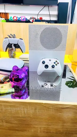 Clean Xbox One S 18 Games Installed