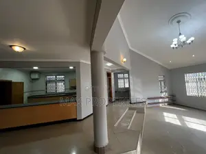 4bdrm House in Adjiriganor for rent