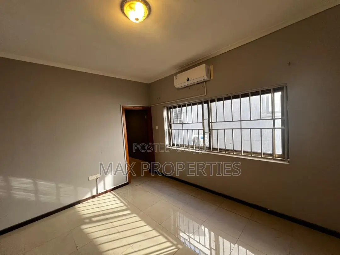 4bdrm House in Adjiriganor for rent