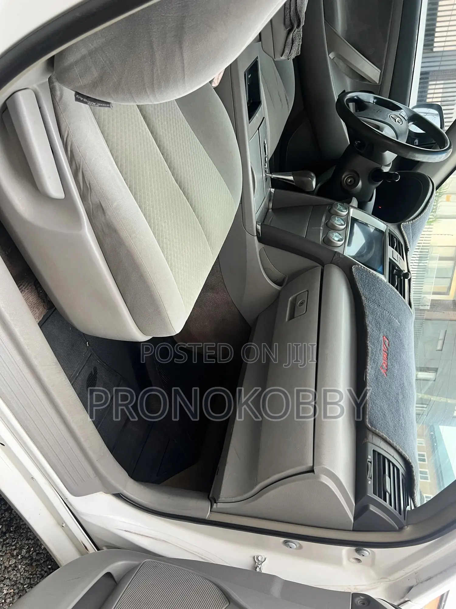 Toyota Camry LE 4dr Sedan (2.4L 4cyl 5A) 2007 White