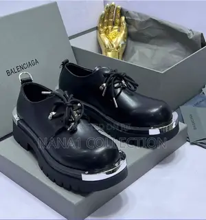 Balenciaga — Style Leather Derby Shoes