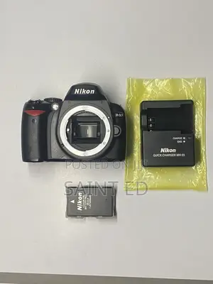 Nikon D40 Camera Body