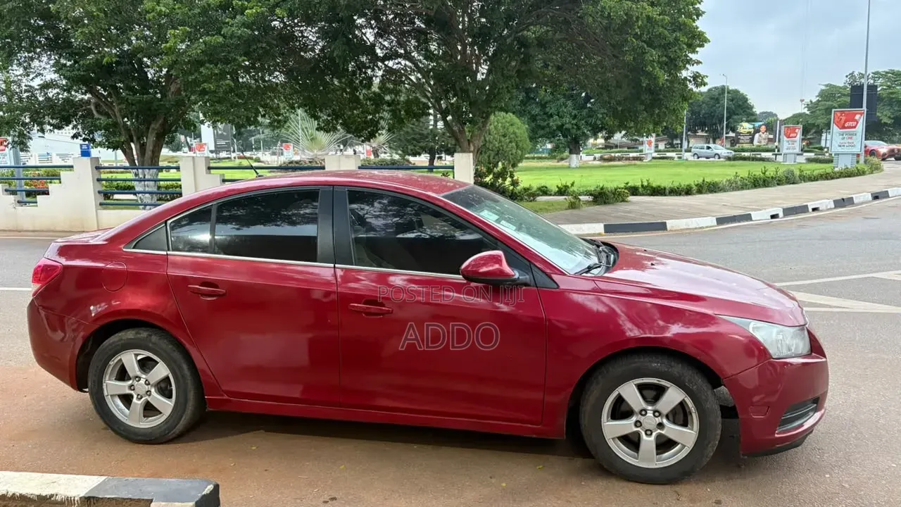 Chevrolet Cruze 2012 Red
