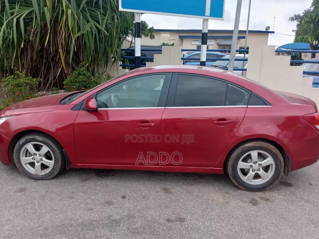 Chevrolet Cruze 2012 Red