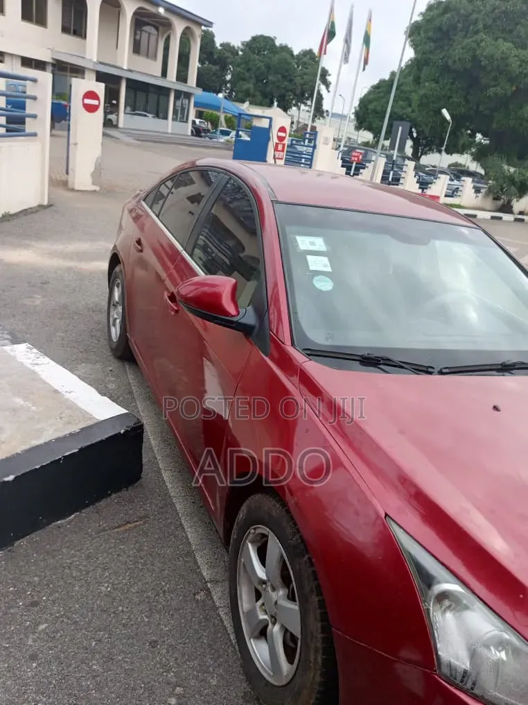 Chevrolet Cruze 2012 Red