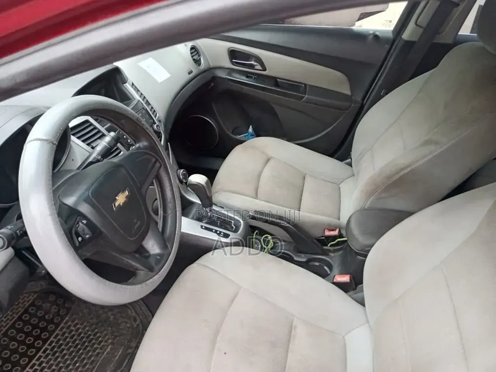Chevrolet Cruze 2012 Red