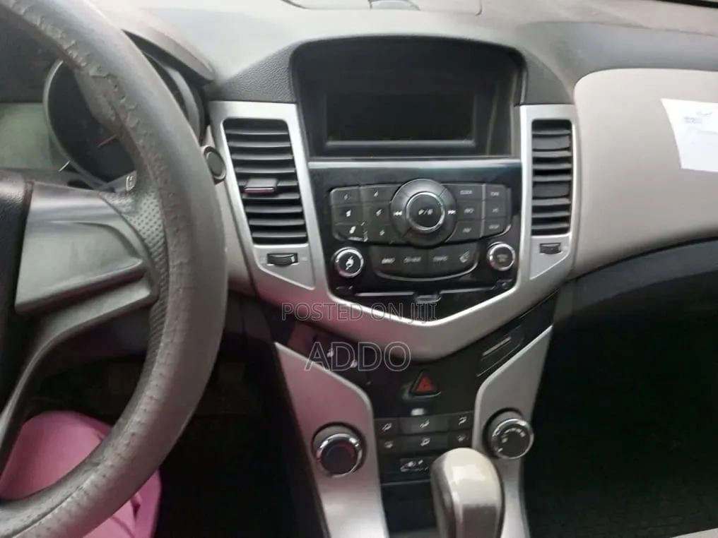 Chevrolet Cruze 2012 Red