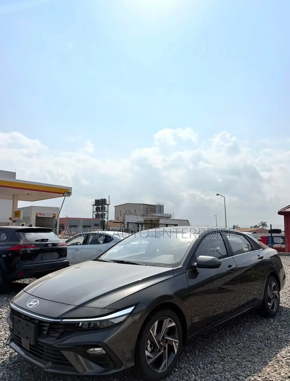 New Hyundai Elantra Limited IVT 2025 Black