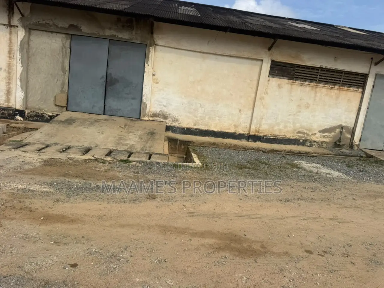 Warehouse for Rent 1350 Square Meter Achimota Mile 7