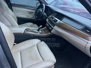 BMW 550i 2011 Gray