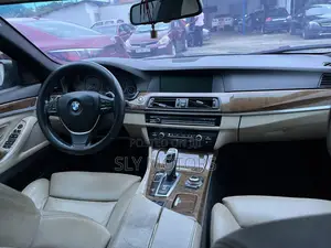 BMW 550i 2011 Gray