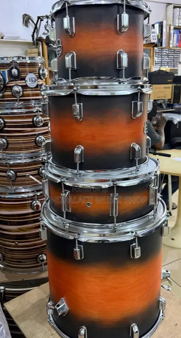 Mapex Armory Series Acoustic Drumset (5-Piece Complete)