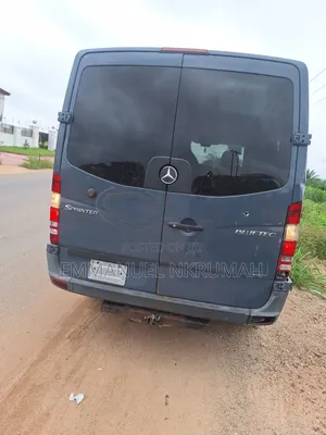 Mercedes-Benz Sprinter 2012 Blue