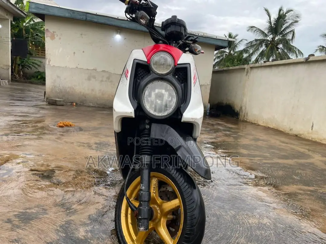 Yamaha YBR125 2021 White