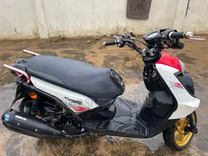 Yamaha YBR125 2021 White