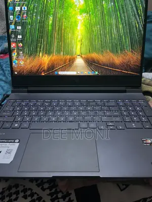 Laptop HP Victus 15 16GB AMD Ryzen 5 SSD 1T