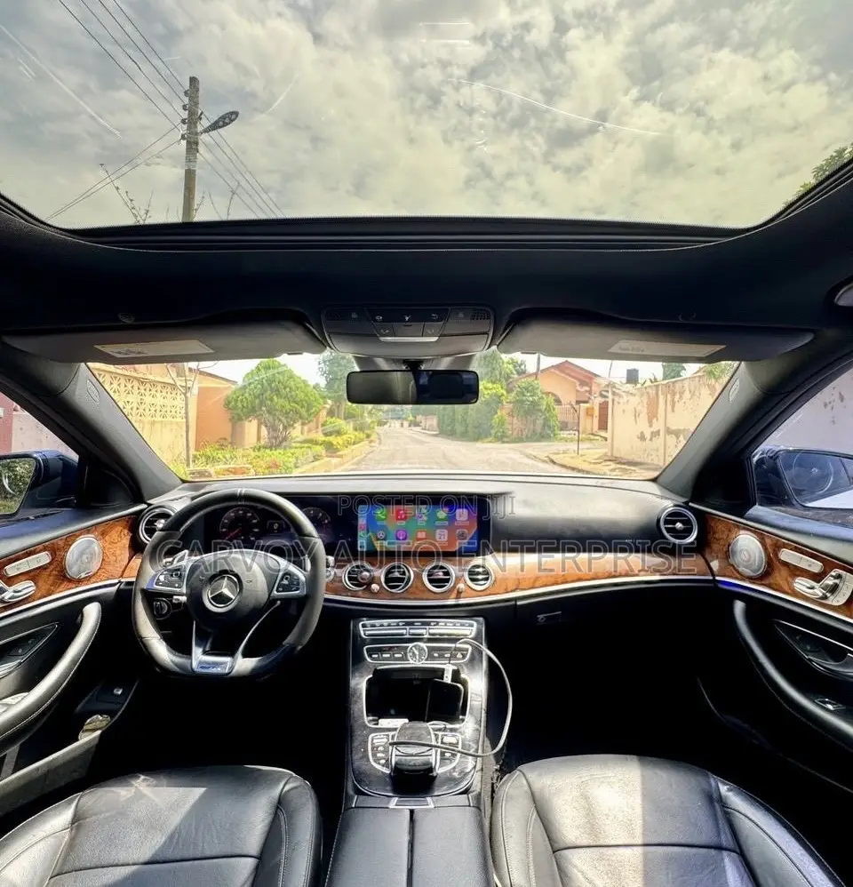 Mercedes-Benz E300 2018 White